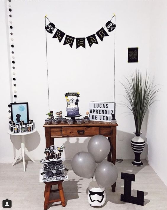 Complicado Acusación raspador Ideas de decoración para Cumpleaños de Hombre en Casa | Claudia Rafaella  Scrapbook & Cards